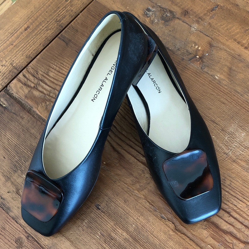 Angel Alarcon NWOT Black Leather Ballet Flats with Tortoiseshell Accent